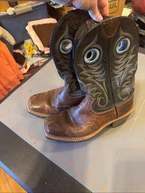 Ariat Brown Foot with Black Embroidered Shaft Western Pull-On Boots